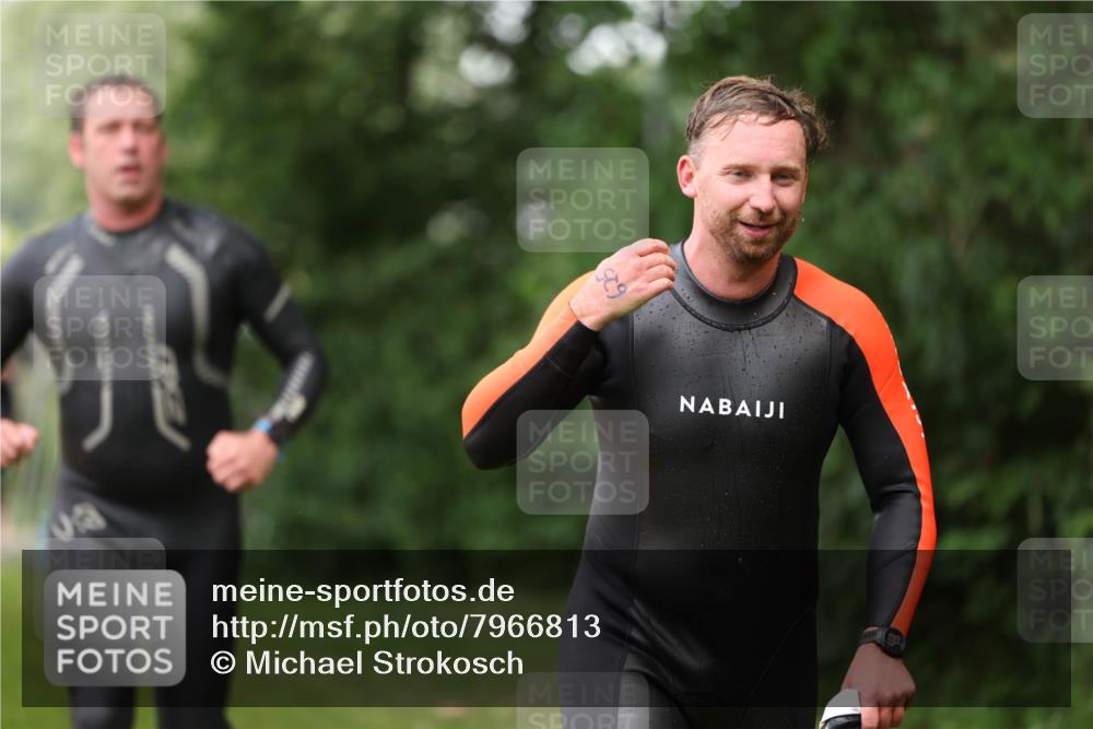 15.06.2025 - 7 Türme Triathlon Michael Strokosch http://msf.ph/oto/7966813 15.06.2025 12:21:04 Schwimmen 434, 557, 568, 592, 597, 625, 674 meine-sportfotos.de