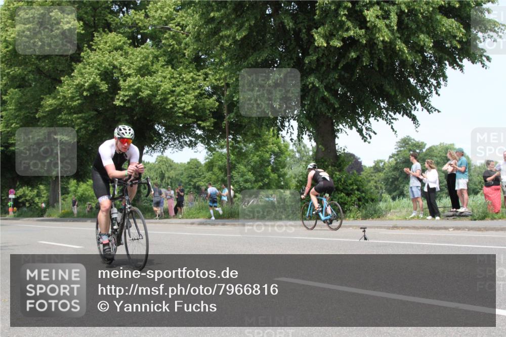 15.06.2025 - 7 Türme Triathlon Yannick Fuchs http://msf.ph/oto/7966816 15.06.2025 13:20:16 Radfahren  meine-sportfotos.de