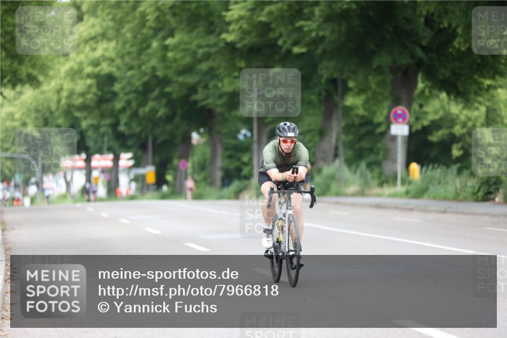 15.06.2025 - 7 Türme Triathlon Yannick Fuchs http://msf.ph/oto/7966818 15.06.2025 11:18:38 Radfahren 264 meine-sportfotos.de