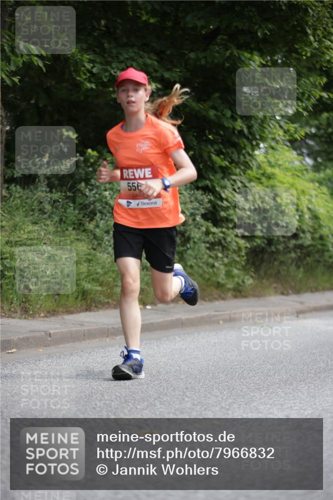 15.06.2025 - REWE Women's Run Jannik Wohlers http://msf.ph/oto/7966832 15.06.2025 10:01:55 Laufen 556 meine-sportfotos.de