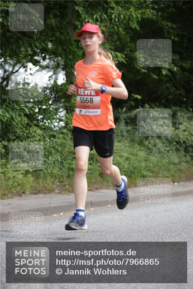 15.06.2025 - REWE Women's Run Jannik Wohlers http://msf.ph/oto/7966865 15.06.2025 10:01:55 Laufen 5568 meine-sportfotos.de