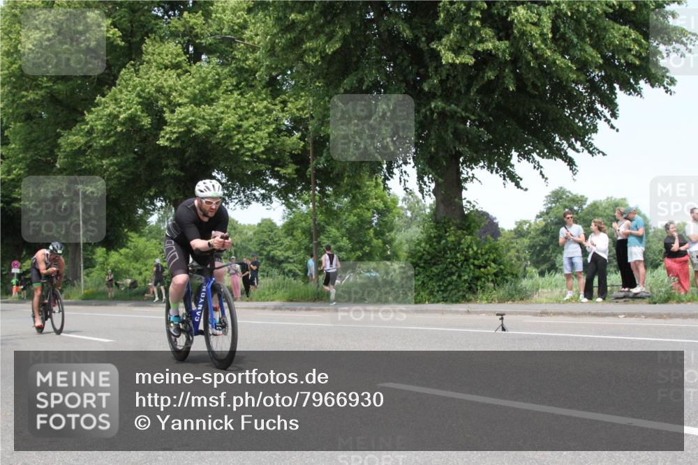 15.06.2025 - 7 Türme Triathlon Yannick Fuchs http://msf.ph/oto/7966930 15.06.2025 13:21:19 Radfahren  meine-sportfotos.de