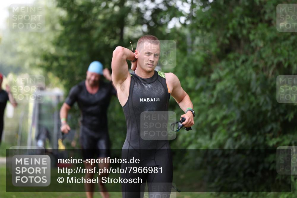 15.06.2025 - 7 Türme Triathlon Michael Strokosch http://msf.ph/oto/7966981 15.06.2025 12:21:26 Schwimmen 390, 492, 515, 534, 626, 665, 674, 680 meine-sportfotos.de