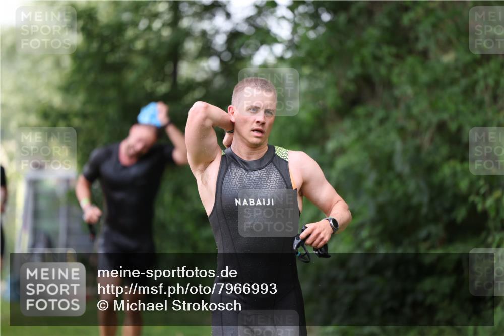 15.06.2025 - 7 Türme Triathlon Michael Strokosch http://msf.ph/oto/7966993 15.06.2025 12:21:27 Schwimmen 390, 492, 515, 534, 626, 665, 674, 680 meine-sportfotos.de