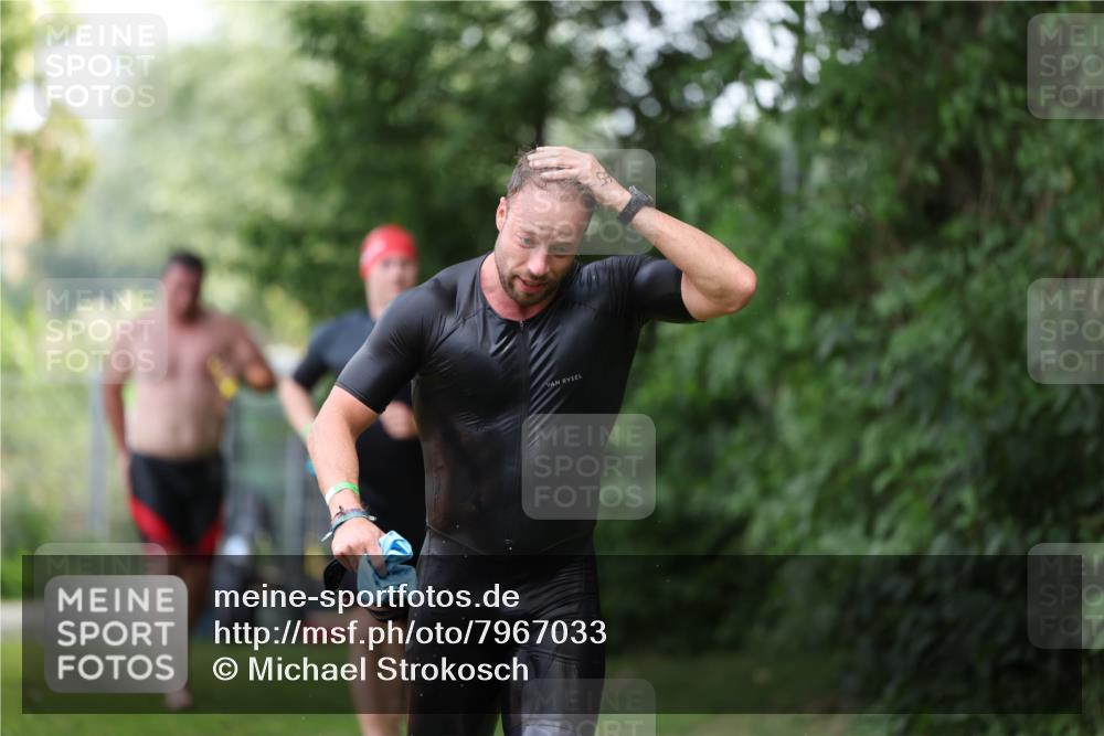 15.06.2025 - 7 Türme Triathlon Michael Strokosch http://msf.ph/oto/7967033 15.06.2025 12:21:29 Schwimmen 390, 492, 515, 534, 626, 664, 665, 680 meine-sportfotos.de
