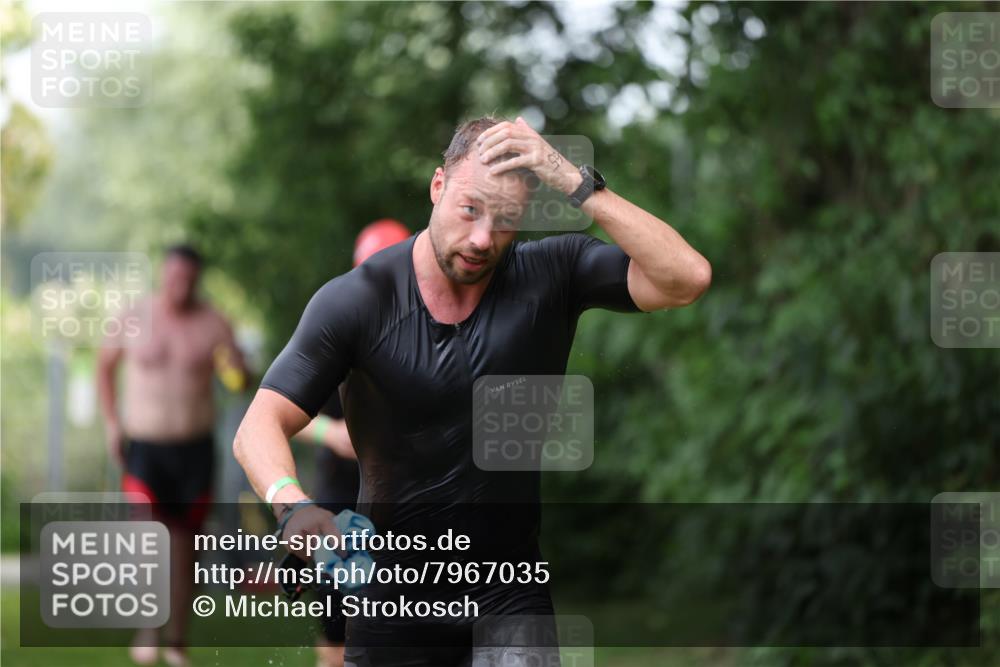 15.06.2025 - 7 Türme Triathlon Michael Strokosch http://msf.ph/oto/7967035 15.06.2025 12:21:29 Schwimmen 390, 492, 515, 534, 626, 664, 665, 680 meine-sportfotos.de