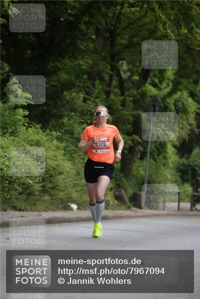 15.06.2025 - REWE Women's Run Jannik Wohlers http://msf.ph/oto/7967094 15.06.2025 10:02:11 Laufen 5372 meine-sportfotos.de
