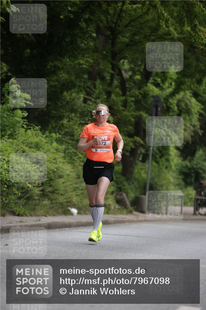 15.06.2025 - REWE Women's Run Jannik Wohlers http://msf.ph/oto/7967098 15.06.2025 10:02:11 Laufen 372 meine-sportfotos.de