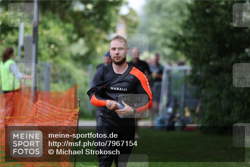 15.06.2025 - 7 Türme Triathlon Michael Strokosch http://msf.ph/oto/7967154 15.06.2025 12:21:37 Schwimmen 360, 386, 390, 409, 492, 515, 534, 577, 578, 626, 664, 665, 680 meine-sportfotos.de