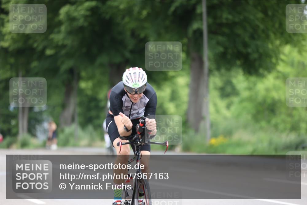 15.06.2025 - 7 Türme Triathlon Yannick Fuchs http://msf.ph/oto/7967163 15.06.2025 11:20:07 Radfahren 305 meine-sportfotos.de