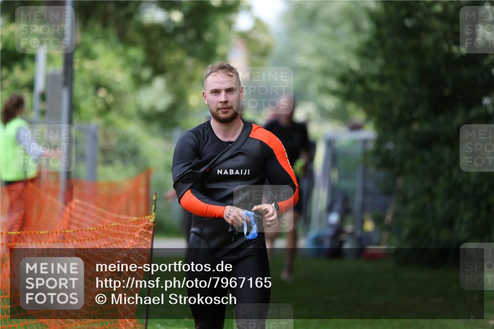 15.06.2025 - 7 Türme Triathlon Michael Strokosch http://msf.ph/oto/7967165 15.06.2025 12:21:37 Schwimmen 360, 386, 390, 409, 492, 515, 534, 577, 578, 626, 664, 665, 680 meine-sportfotos.de