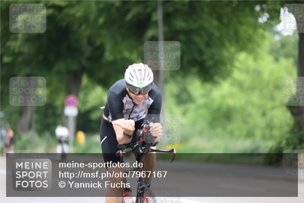 15.06.2025 - 7 Türme Triathlon Yannick Fuchs http://msf.ph/oto/7967167 15.06.2025 11:20:07 Radfahren 305 meine-sportfotos.de