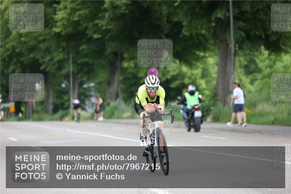 15.06.2025 - 7 Türme Triathlon Yannick Fuchs http://msf.ph/oto/7967215 15.06.2025 11:20:30 Radfahren 320 meine-sportfotos.de