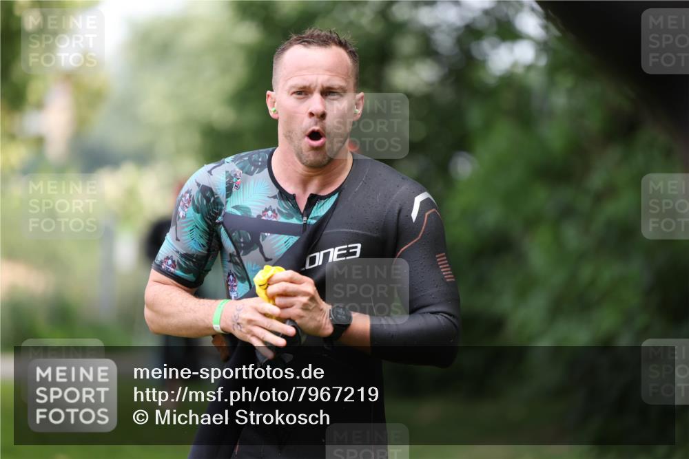15.06.2025 - 7 Türme Triathlon Michael Strokosch http://msf.ph/oto/7967219 15.06.2025 12:21:48 Schwimmen 360, 386, 390, 409, 454, 492, 534, 577, 578, 596, 623, 641, 664, 680 meine-sportfotos.de
