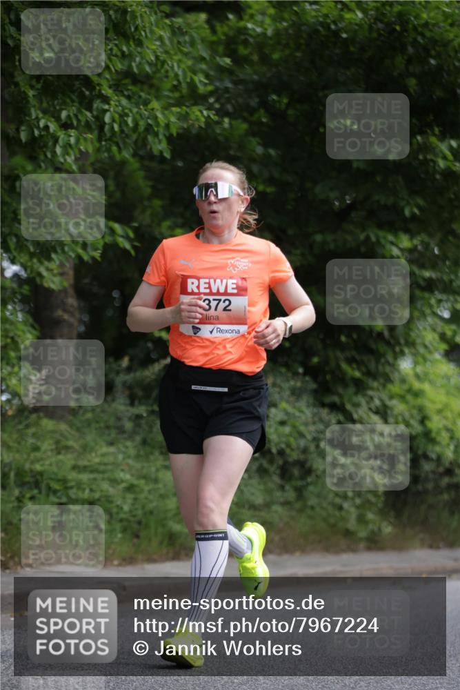 15.06.2025 - REWE Women's Run Jannik Wohlers http://msf.ph/oto/7967224 15.06.2025 10:02:15 Laufen 372 meine-sportfotos.de