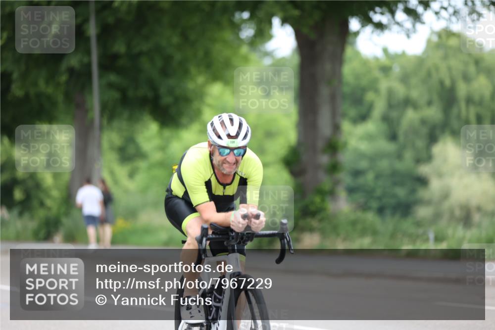 15.06.2025 - 7 Türme Triathlon Yannick Fuchs http://msf.ph/oto/7967229 15.06.2025 11:20:31 Radfahren 320 meine-sportfotos.de