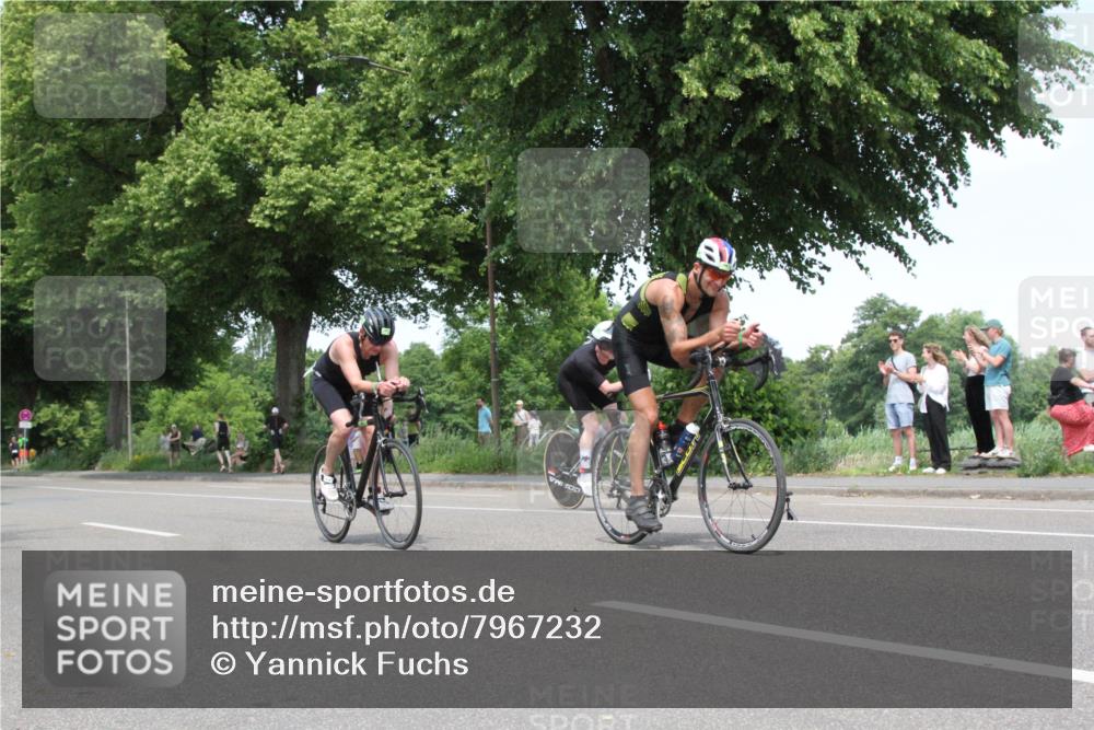 15.06.2025 - 7 Türme Triathlon Yannick Fuchs http://msf.ph/oto/7967232 15.06.2025 13:24:46 Radfahren  meine-sportfotos.de