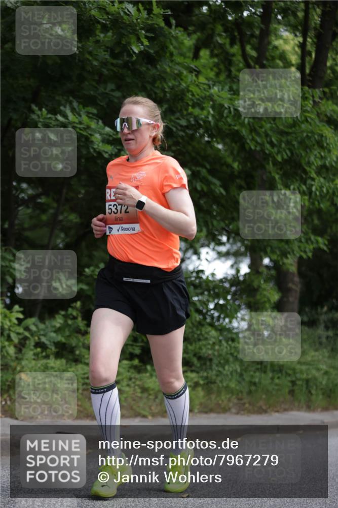 15.06.2025 - REWE Women's Run Jannik Wohlers http://msf.ph/oto/7967279 15.06.2025 10:02:16 Laufen 5372 meine-sportfotos.de