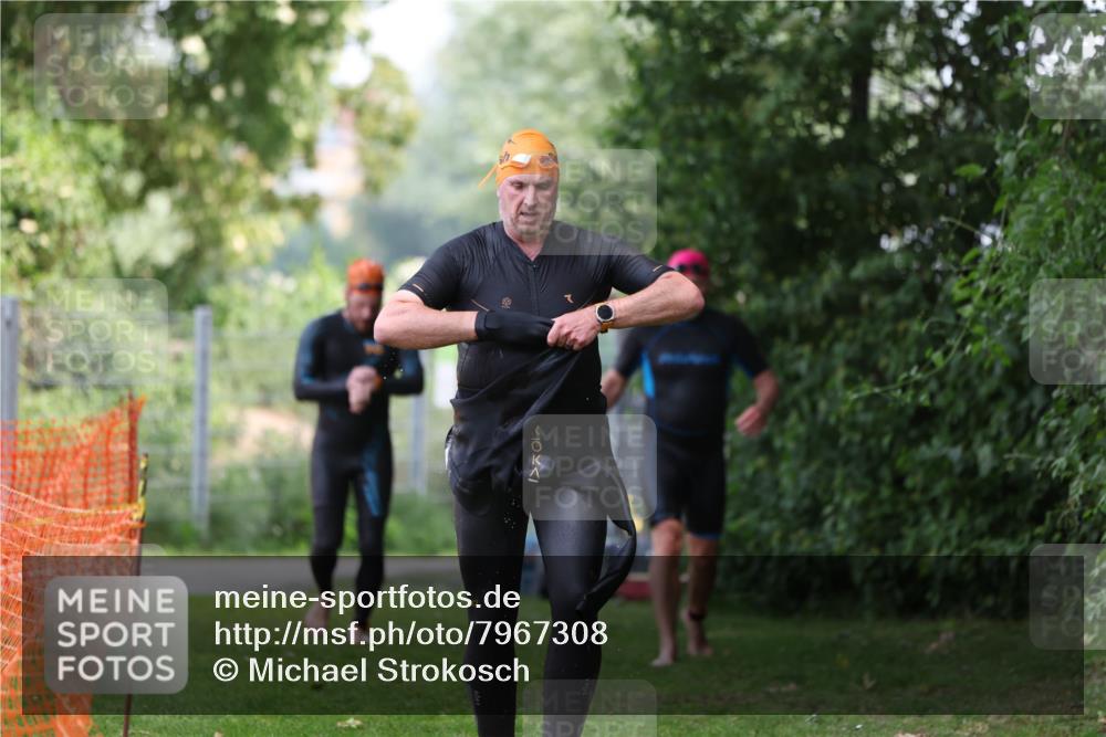 15.06.2025 - 7 Türme Triathlon Michael Strokosch http://msf.ph/oto/7967308 15.06.2025 12:22:00 Schwimmen 360, 386, 402, 409, 454, 473, 577, 578, 586, 596, 623, 641 meine-sportfotos.de