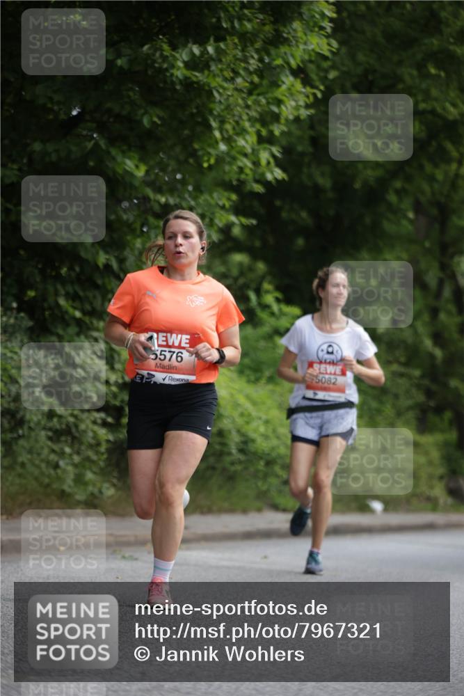 15.06.2025 - REWE Women's Run Jannik Wohlers http://msf.ph/oto/7967321 15.06.2025 10:02:21 Laufen 5576, 5082 meine-sportfotos.de