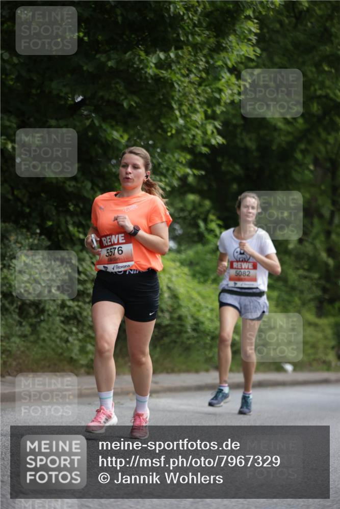15.06.2025 - REWE Women's Run Jannik Wohlers http://msf.ph/oto/7967329 15.06.2025 10:02:21 Laufen 5576, 5082 meine-sportfotos.de