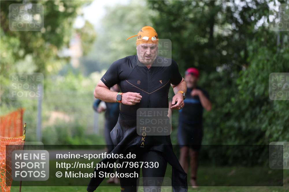 15.06.2025 - 7 Türme Triathlon Michael Strokosch http://msf.ph/oto/7967330 15.06.2025 12:22:01 Schwimmen 360, 386, 402, 409, 454, 473, 578, 586, 596, 623, 624, 641 meine-sportfotos.de