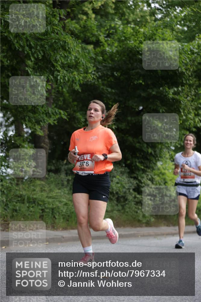 15.06.2025 - REWE Women's Run Jannik Wohlers http://msf.ph/oto/7967334 15.06.2025 10:02:22 Laufen 557, 6 meine-sportfotos.de