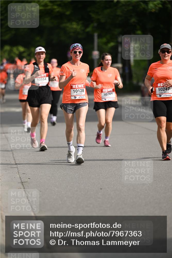 15.06.2025 - REWE Women's Run Dr. Thomas Lammeyer http://msf.ph/oto/7967363 15.06.2025 09:54:58 Laufen 10554, 10128, 10765, 10247 meine-sportfotos.de