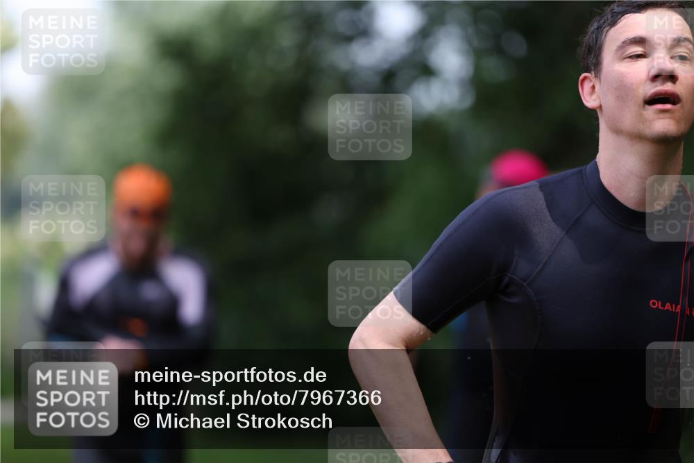 15.06.2025 - 7 Türme Triathlon Michael Strokosch http://msf.ph/oto/7967366 15.06.2025 12:22:07 Schwimmen 402, 454, 473, 578, 586, 596, 623, 624, 641 meine-sportfotos.de