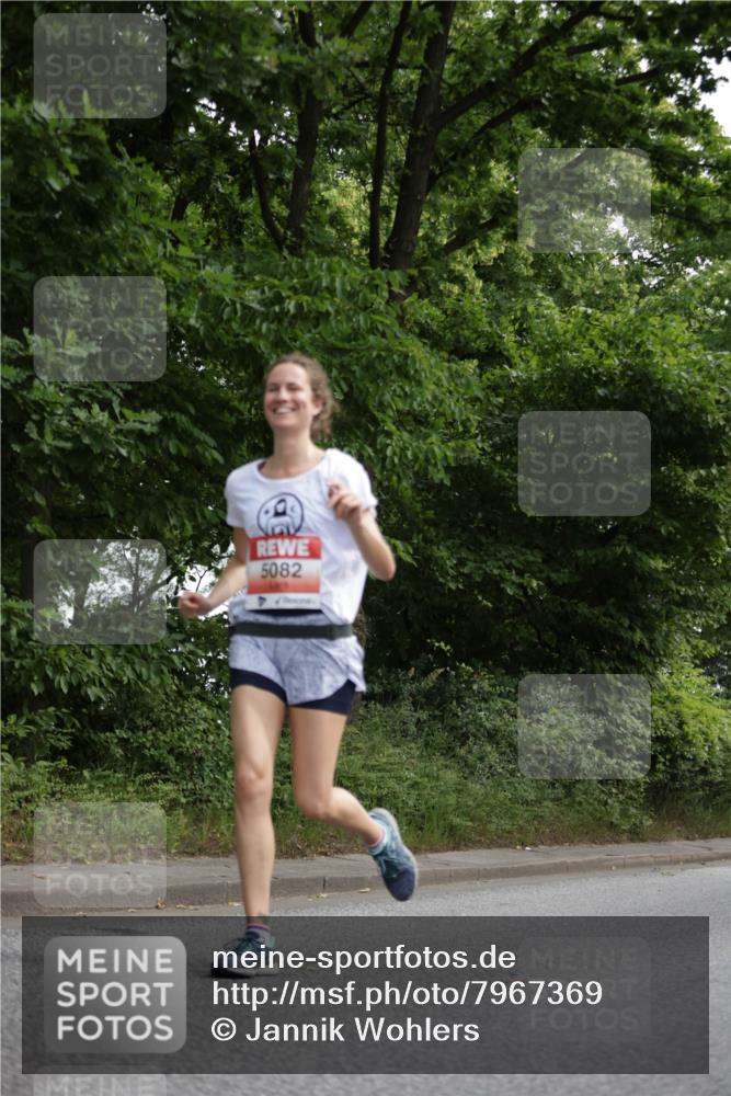 15.06.2025 - REWE Women's Run Jannik Wohlers http://msf.ph/oto/7967369 15.06.2025 10:02:24 Laufen 5082 meine-sportfotos.de