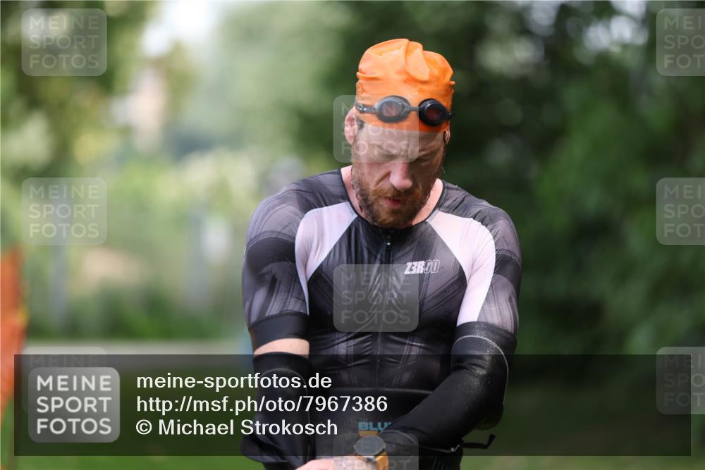 15.06.2025 - 7 Türme Triathlon Michael Strokosch http://msf.ph/oto/7967386 15.06.2025 12:22:09 Schwimmen 402, 454, 473, 586, 596, 623, 624, 641 meine-sportfotos.de