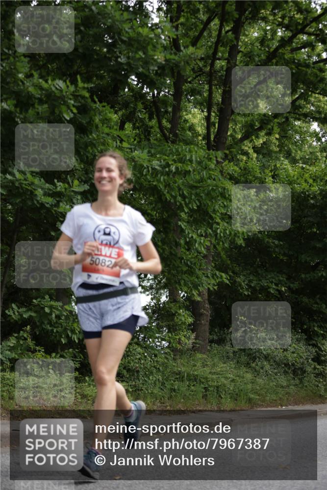 15.06.2025 - REWE Women's Run Jannik Wohlers http://msf.ph/oto/7967387 15.06.2025 10:02:24 Laufen 5082 meine-sportfotos.de