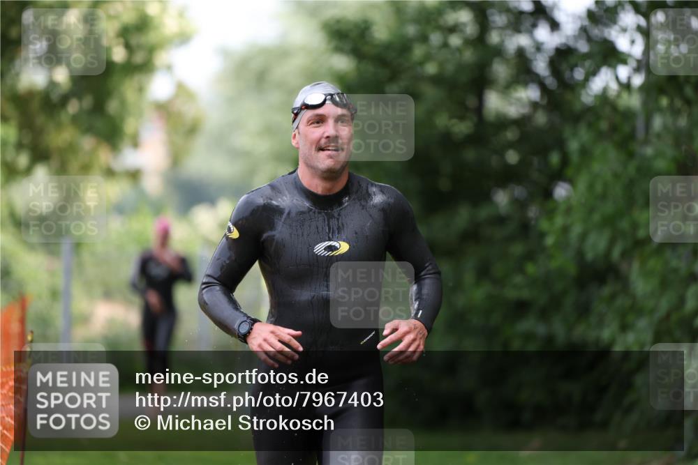 15.06.2025 - 7 Türme Triathlon Michael Strokosch http://msf.ph/oto/7967403 15.06.2025 12:22:17 Schwimmen 402, 461, 473, 586, 624 meine-sportfotos.de