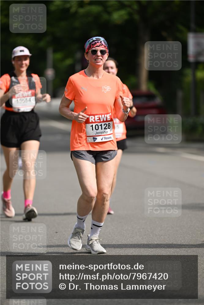 15.06.2025 - REWE Women's Run Dr. Thomas Lammeyer http://msf.ph/oto/7967420 15.06.2025 09:55:01 Laufen 10554, 10128 meine-sportfotos.de