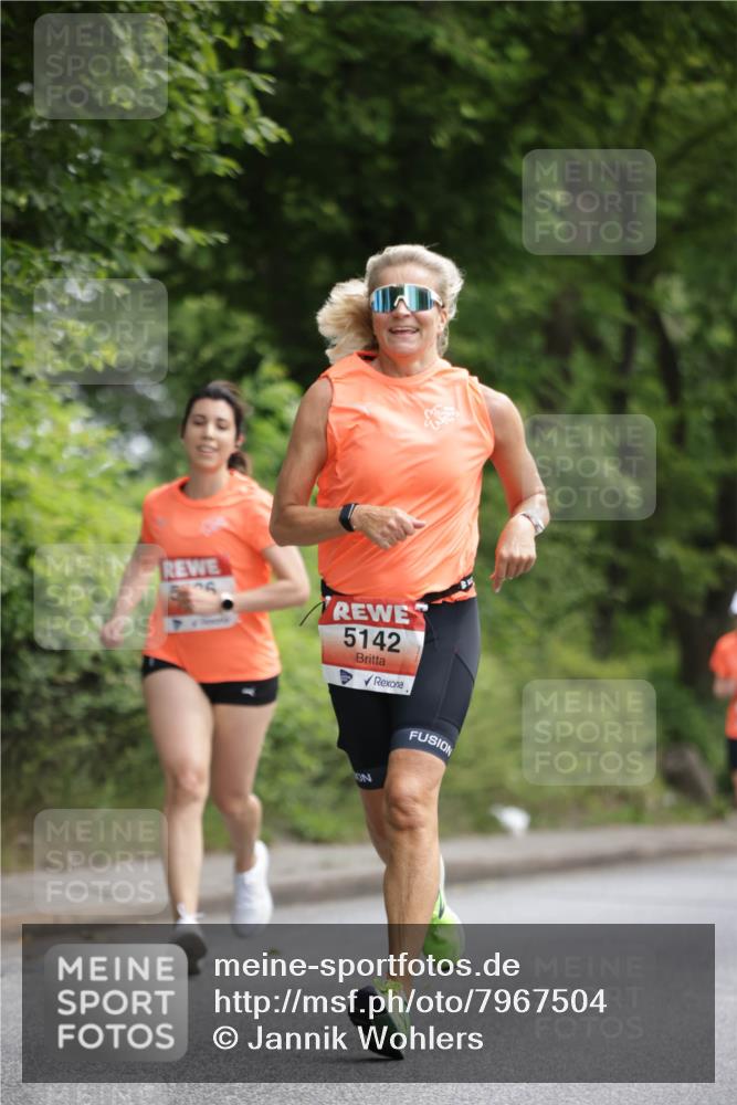15.06.2025 - REWE Women's Run Jannik Wohlers http://msf.ph/oto/7967504 15.06.2025 10:02:41 Laufen 5142 meine-sportfotos.de