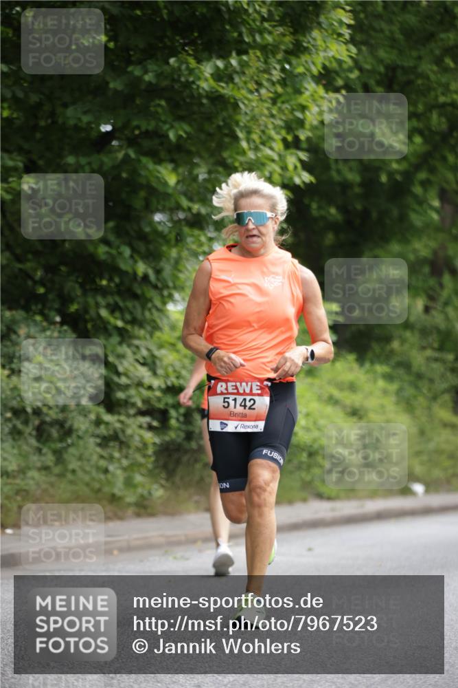 15.06.2025 - REWE Women's Run Jannik Wohlers http://msf.ph/oto/7967523 15.06.2025 10:02:41 Laufen 5142 meine-sportfotos.de