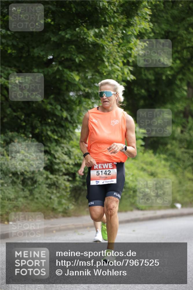 15.06.2025 - REWE Women's Run Jannik Wohlers http://msf.ph/oto/7967525 15.06.2025 10:02:42 Laufen 5142 meine-sportfotos.de