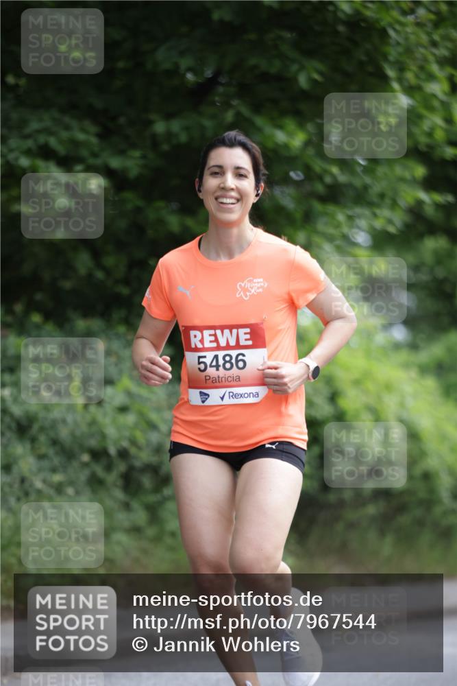 15.06.2025 - REWE Women's Run Jannik Wohlers http://msf.ph/oto/7967544 15.06.2025 10:02:43 Laufen 5486 meine-sportfotos.de