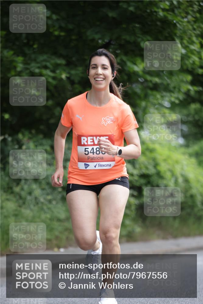 15.06.2025 - REWE Women's Run Jannik Wohlers http://msf.ph/oto/7967556 15.06.2025 10:02:44 Laufen 5486 meine-sportfotos.de