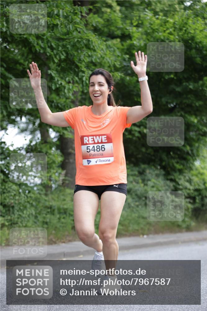 15.06.2025 - REWE Women's Run Jannik Wohlers http://msf.ph/oto/7967587 15.06.2025 10:02:44 Laufen  meine-sportfotos.de