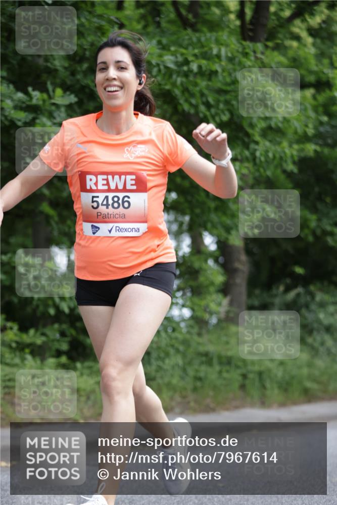 15.06.2025 - REWE Women's Run Jannik Wohlers http://msf.ph/oto/7967614 15.06.2025 10:02:45 Laufen 5486 meine-sportfotos.de