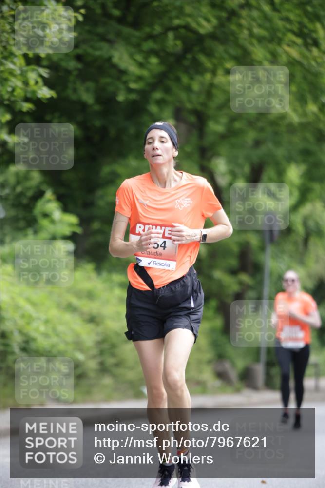 15.06.2025 - REWE Women's Run Jannik Wohlers http://msf.ph/oto/7967621 15.06.2025 10:02:47 Laufen 54 meine-sportfotos.de
