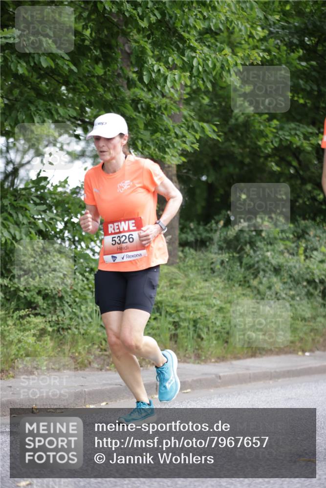 15.06.2025 - REWE Women's Run Jannik Wohlers http://msf.ph/oto/7967657 15.06.2025 10:02:49 Laufen 5326 meine-sportfotos.de