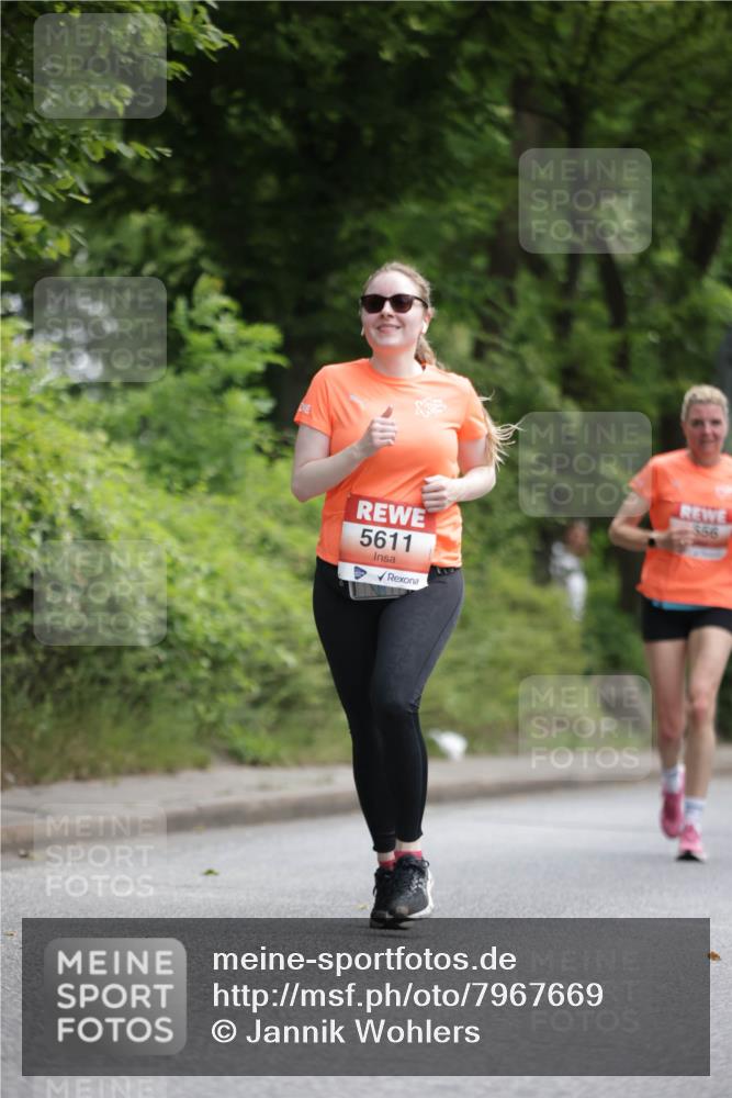 15.06.2025 - REWE Women's Run Jannik Wohlers http://msf.ph/oto/7967669 15.06.2025 10:02:52 Laufen 5611 meine-sportfotos.de