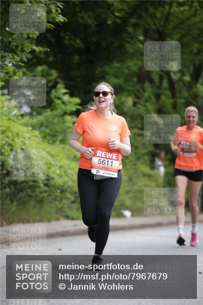 15.06.2025 - REWE Women's Run Jannik Wohlers http://msf.ph/oto/7967679 15.06.2025 10:02:52 Laufen 5611, 5656 meine-sportfotos.de