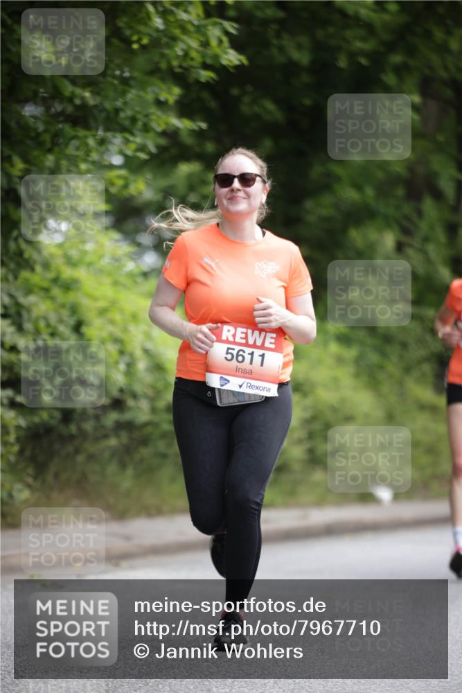 15.06.2025 - REWE Women's Run Jannik Wohlers http://msf.ph/oto/7967710 15.06.2025 10:02:52 Laufen 5611 meine-sportfotos.de