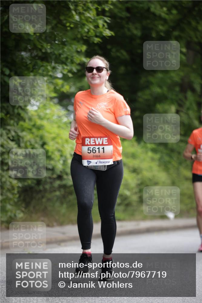 15.06.2025 - REWE Women's Run Jannik Wohlers http://msf.ph/oto/7967719 15.06.2025 10:02:53 Laufen 5611 meine-sportfotos.de