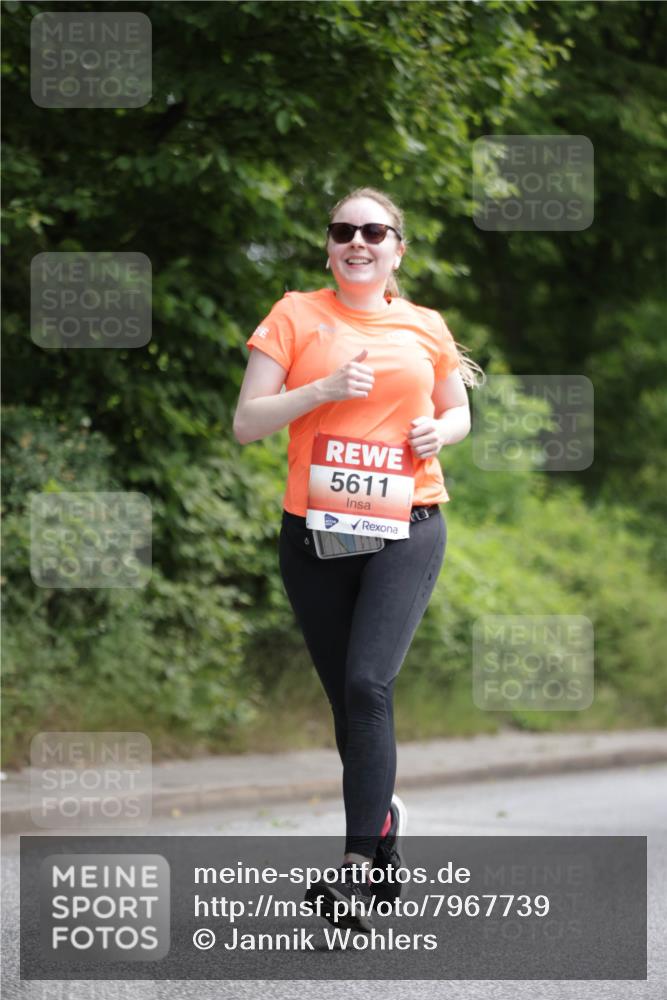 15.06.2025 - REWE Women's Run Jannik Wohlers http://msf.ph/oto/7967739 15.06.2025 10:02:53 Laufen 5611 meine-sportfotos.de
