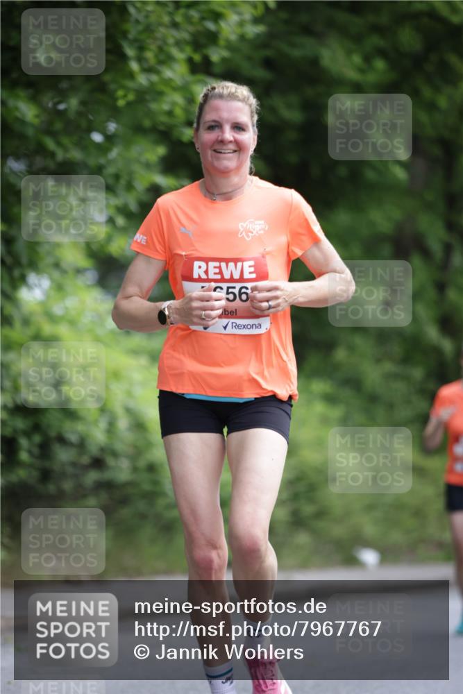15.06.2025 - REWE Women's Run Jannik Wohlers http://msf.ph/oto/7967767 15.06.2025 10:02:55 Laufen 56 meine-sportfotos.de