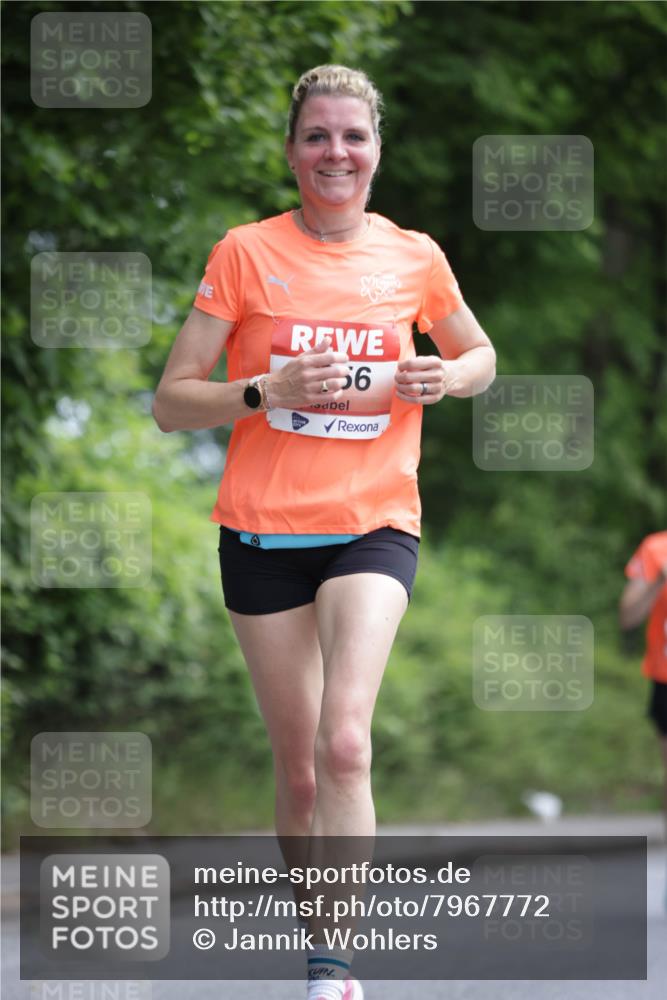 15.06.2025 - REWE Women's Run Jannik Wohlers http://msf.ph/oto/7967772 15.06.2025 10:02:55 Laufen 56 meine-sportfotos.de